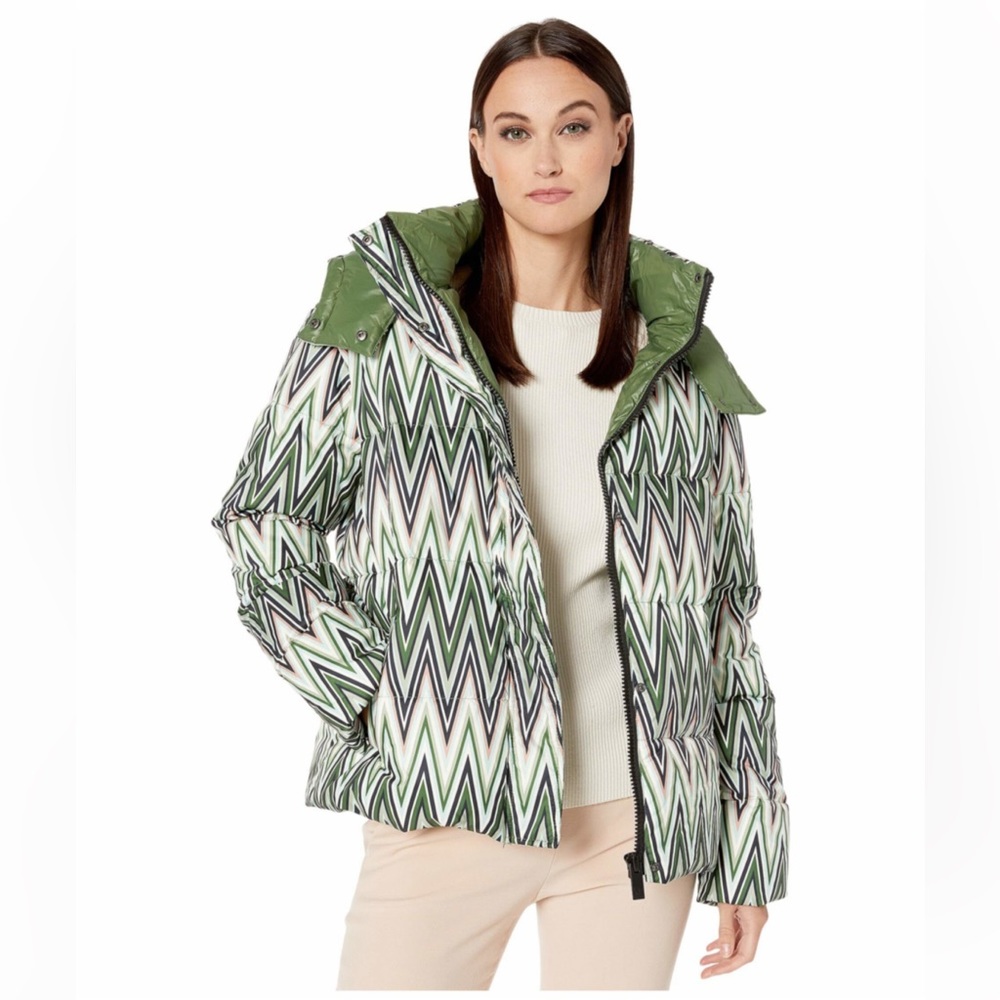 Missoni Green Chevron Puffer Jacket, worn once, size IT44